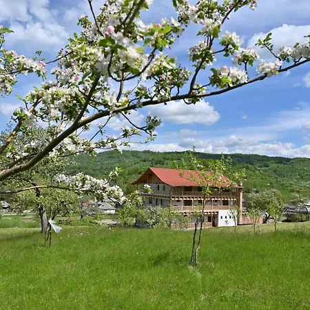 Pensiunea Plai Strabun