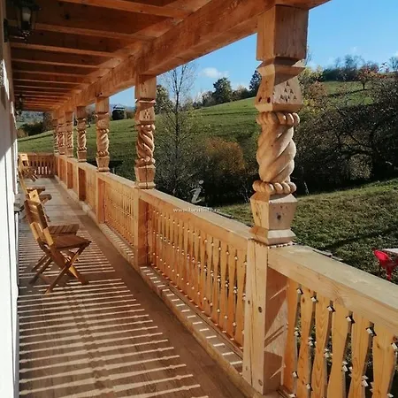 Pensiunea Plai Strabun * Stramtura (Maramures)