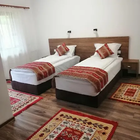 Pensiunea Plai Strabun Stramtura (Maramures)